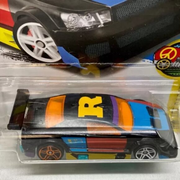 Hot Wheels Amazoom 218/365 HW Art Cars 9/10 Black Multi Color Graphics 1:64 NIP - Picture 6 of 13